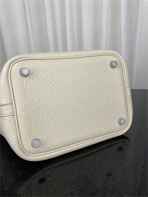 Picotin Lock Bag Taurillon Clemence Leather 18/22CM Gold/Silver Tone Metal In Craie Color HS