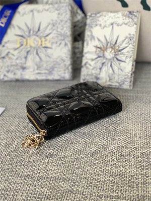 CD  Voyageur Small Coin Purse Supple Cannage Patent Calfskin Black S0985