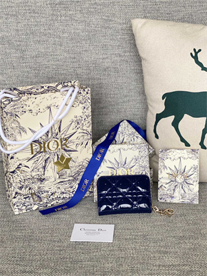 CD  Voyageur Small Coin Purse Supple Cannage Patent Calfskin Navy S0985