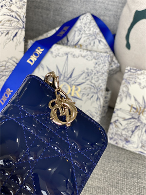 CD  Voyageur Small Coin Purse Supple Cannage Patent Calfskin Navy S0985