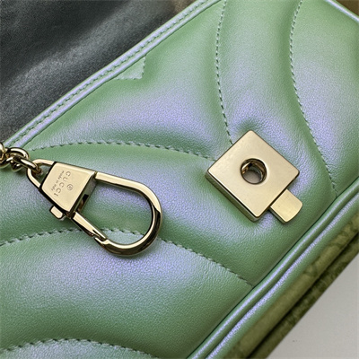 Gucci GG MARMONT  MINI BAG Lt Green iridescent 476433