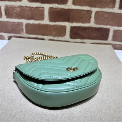 Gucci GG MARMONT MATELASS?? CHAIN MINI BAG Green 746431