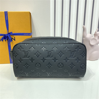 L.V Toilet Dopp Kit Pouch Taurillon Monogram Black M59478