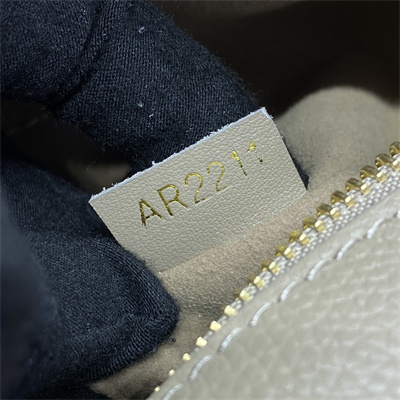 LV Side Trunk MM Grained Calfskin Grey M25072