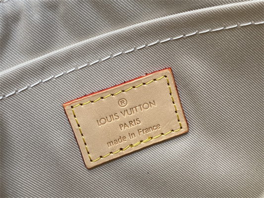 L.V Neverful MM Denim Textile Jacquard White Color M24905