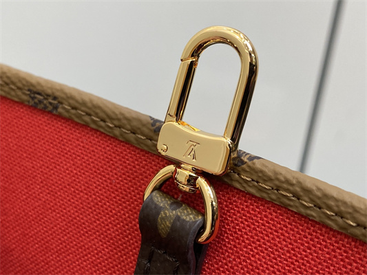 L.V ONTHEGO BB Monogram Canvas M46839