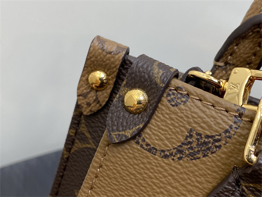 L.V ONTHEGO BB Monogram Canvas M46839