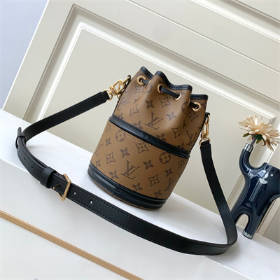 L.V Canoé Bucket Bag In Reverse Monogram Canvas Black M83480