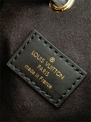 L.V Canoé Bucket Bag In Monogram Canvas Black M83480