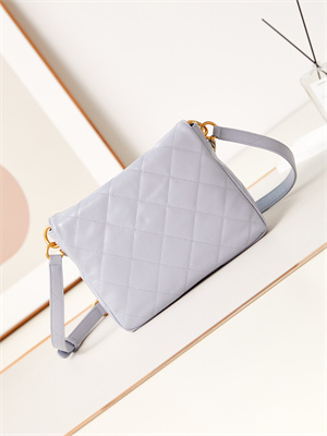 Chanel Hobo Handbag Shiny calfskin Gold Tone Metal Blue AS4743