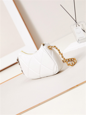 CHANEL 19 CLUTCH WITH CHAIN Shiny Lambskin, Gold-Tone, Silver-Tone & Ruthenium-Finish Metal White AP3763