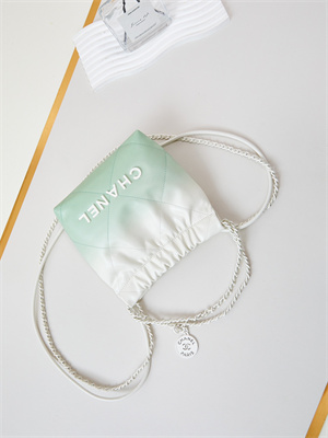 Cha.nel 22 Mini Handbag Shiny Calfskin Gradient White/Green AS3980