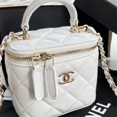 Chanel Small Vanity Case With Chain Lambskin Gold Tone Metal White AP2198