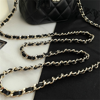 Chanel Small Vanity Case With Chain Lambskin Gold Tone Metal Black AP2198