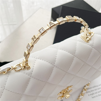 Chanel Clutch With Chain Lambskin Gold Tone Metal White AP3795