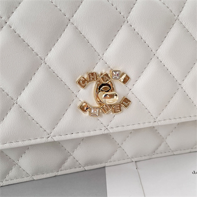 Chanel Clutch With Chain Lambskin Gold Tone Metal White AP3797