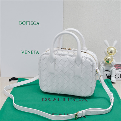 BV Small Getaway Top Handle Bag Lambskin White