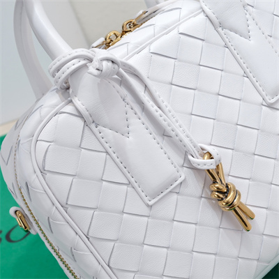 BV Small Getaway Top Handle Bag Lambskin White