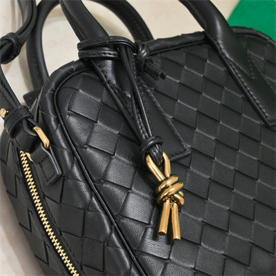 BV Small Getaway Top Handle Bag Lambskin Black