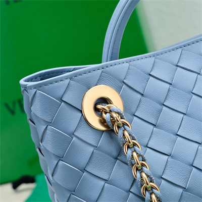 BV Small Andiamo Top handle bag With Chain Lambskin Leather Dip