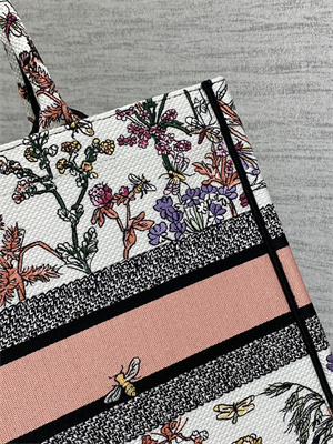 CD Medium Book Tote White Multicolor Dior Herbarium Embroidery