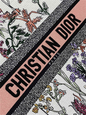 CD Large Book Tote White Multicolor Dior Herbarium Embroidery