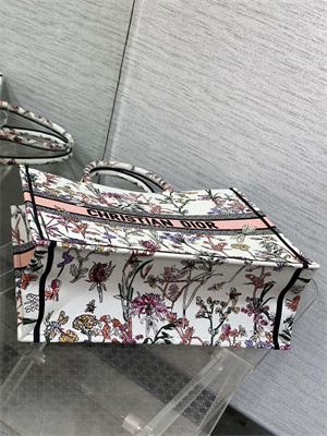 CD Large Book Tote White Multicolor Dior Herbarium Embroidery