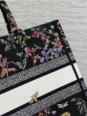 CD Medium Book Tote Black Multicolor Dior Herbarium Embroidery