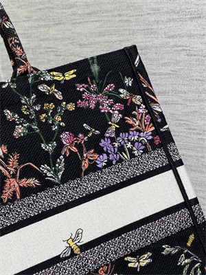 CD Large Book Tote Black Multicolor Dior Herbarium Embroidery