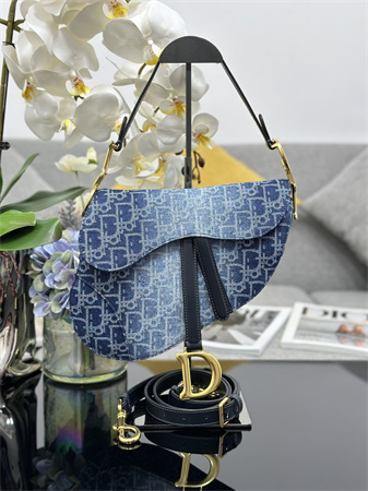 CD Saddle Bag With Strap Blue Denim Dior Oblique Jacquard