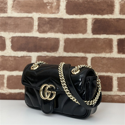Gucci GG MARMONT Small  Shoulder Bag Patent Leather Black 446744