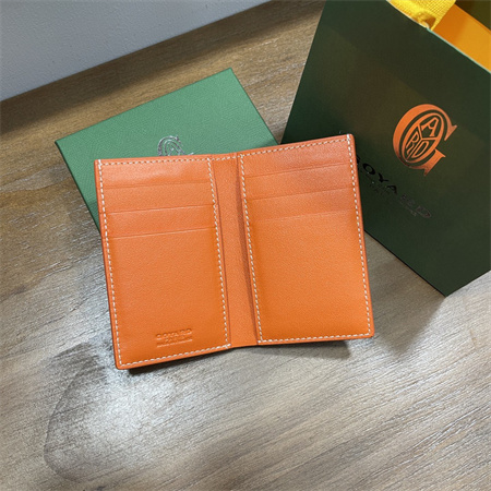 Saint-Pierre Card Wallet Goyardine Canvas & Vauzelles Leather 11 Colors