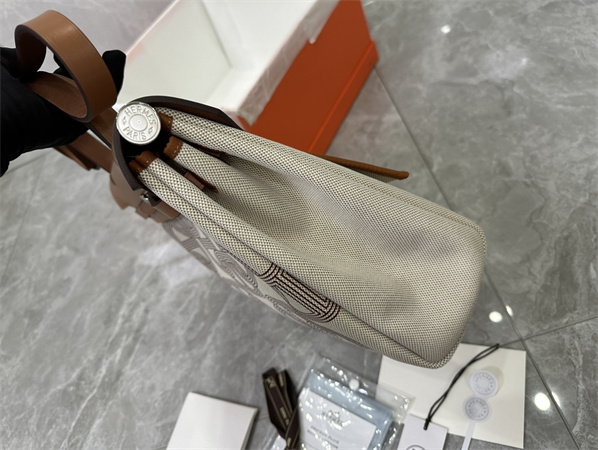 Her.mes Herbag 31 Canvas and Calfskin With Printing