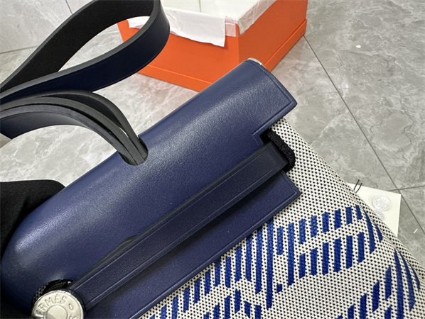 Her.mes Herbag 31 Canvas and Calfskin With Printing