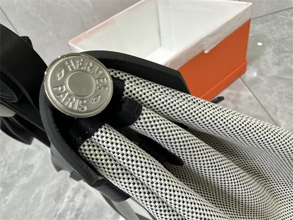 Her.mes Herbag 31 Canvas and Calfskin With Stripe Printing