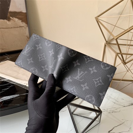 LV Multiple Wallet Monogram Eclipse M61695