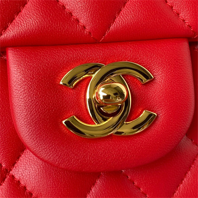 Chanel Medium Classic Flap Bag Lambskin Gold Tone Metal Red 01112