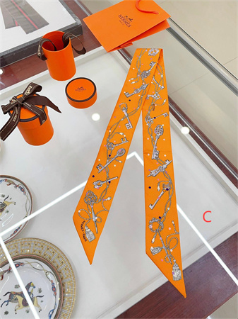 Hermes Twilly 100% Silk 32035