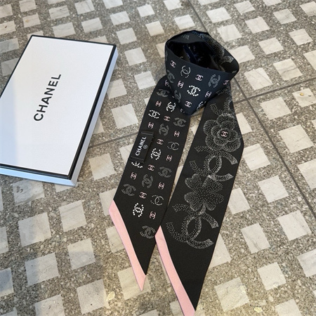 Chanel Twilly 100% Silk 32002