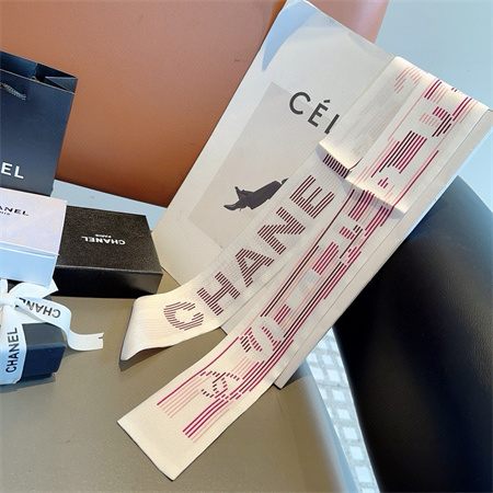 Chanel Twilly 100% Silk 32007