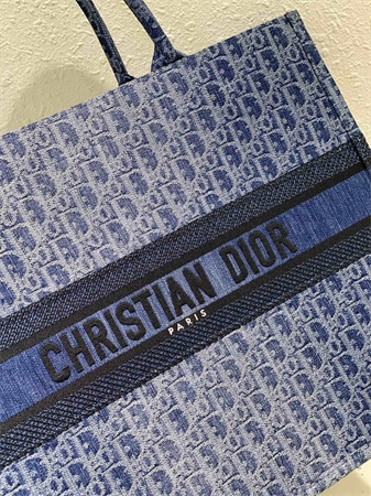 CD Large Book Tote Blue Denim Dior  Oblique Jacquard