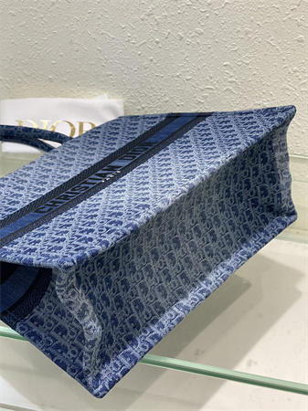 CD Large Book Tote Blue Denim Dior  Oblique Jacquard