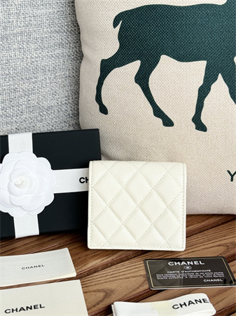 Chanel Wallet Grained Calfskin/Lambskin A84028