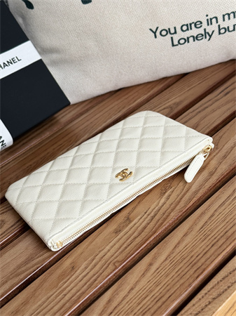 Chanel Classic Mini Pouch Grained Calfskin/Lambskin AP1071