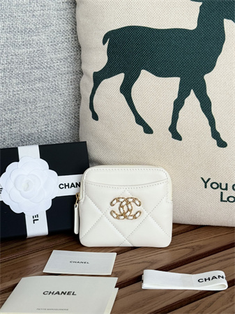 Chanel Zipper Coin Purse Lambskin AP2086