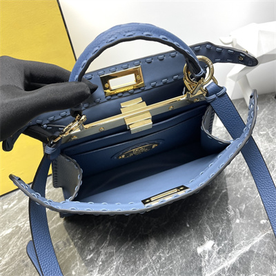 Fen.di Peekaboo ISeeU Small Cuoio Romano leatherSelleria bag with 556 hand-sewn topstitches