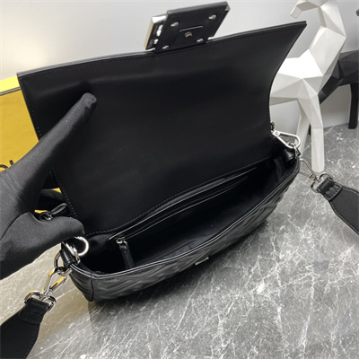 Fen.di BAGUETTE Bag Black Nappa Leather With FF Motif