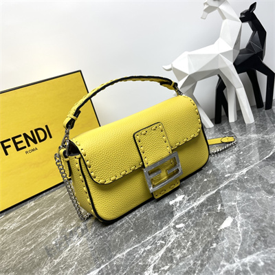 Fen.di Baguette MiniSelleria bag with 309 hand-sewn topstitches