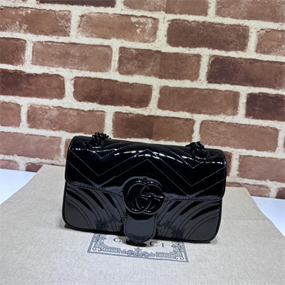 Gu.cci GG Marmont  Small  Shoulder Bag Black Patent 446744