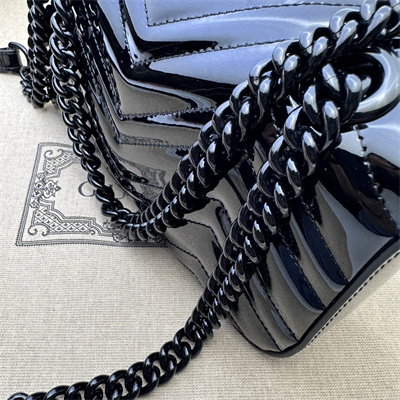 Gu.cci GG Marmont  Small  Shoulder Bag Black Patent 446744